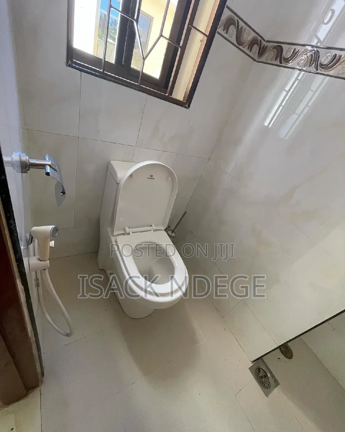 6bdrm Maisonette in 1200, Kinondoni for rent