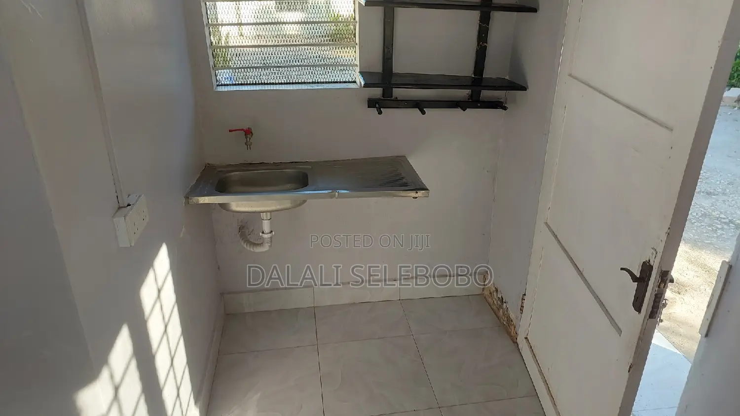 1bdrm House in Mwenge Tra, Kinondoni for rent