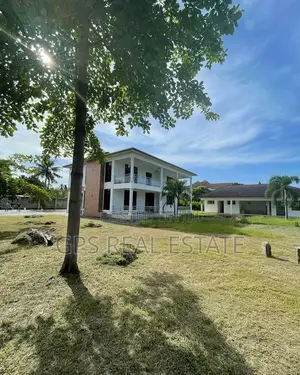 4bdrm Mansion in Bahari Beach, Kinondoni for sale