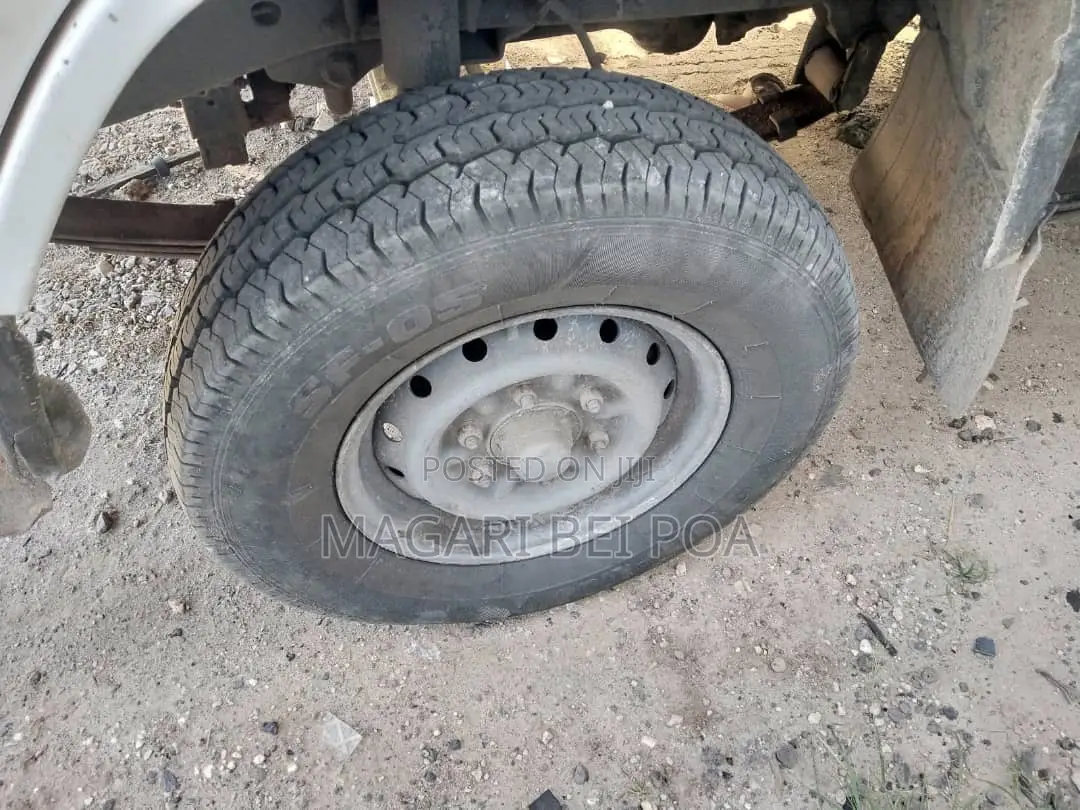 Toyota Dayana