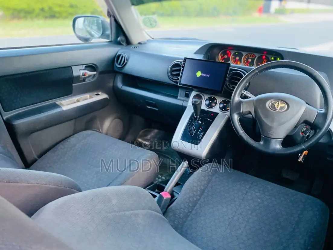 Toyota Corolla Rumion 2009 Black