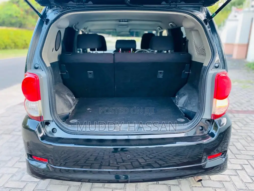 Toyota Corolla Rumion 2009 Black