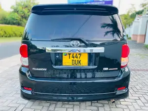 Toyota Corolla Rumion 2009 Black