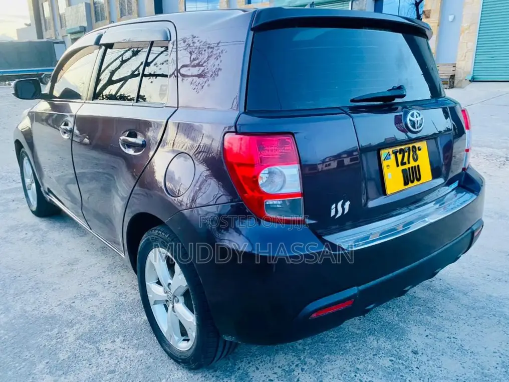 Toyota IST 2007 Black