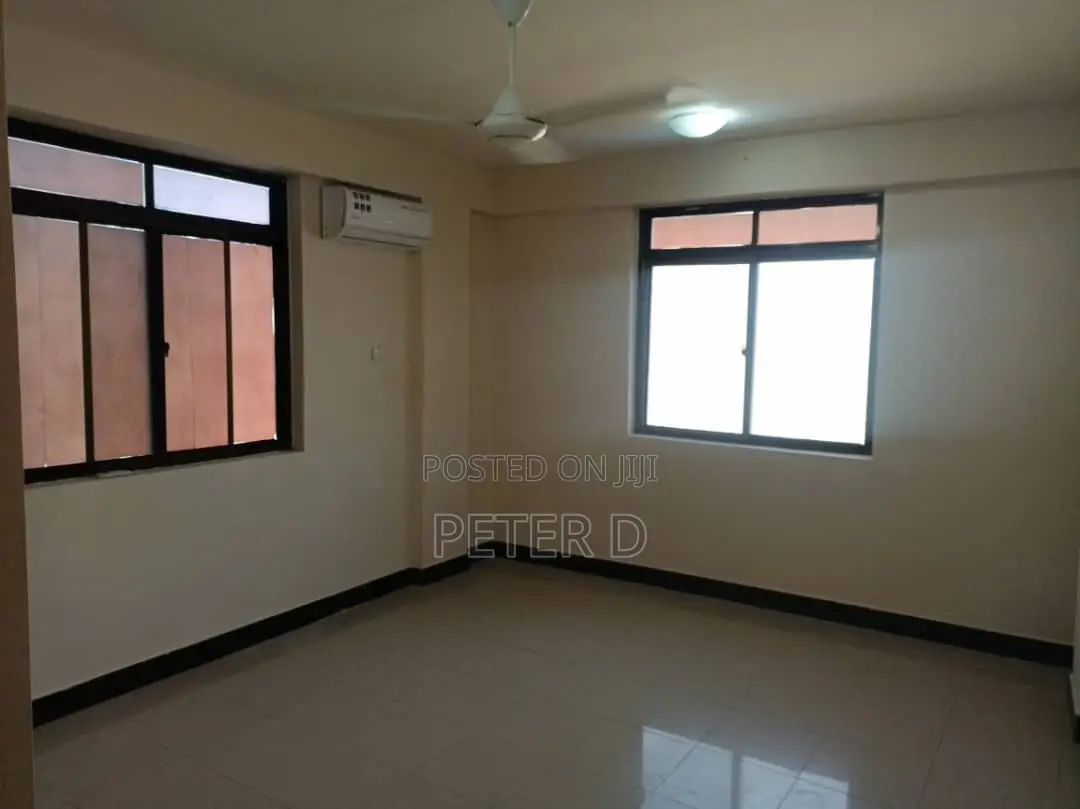 3bdrm Apartment in Kariakoo for rent