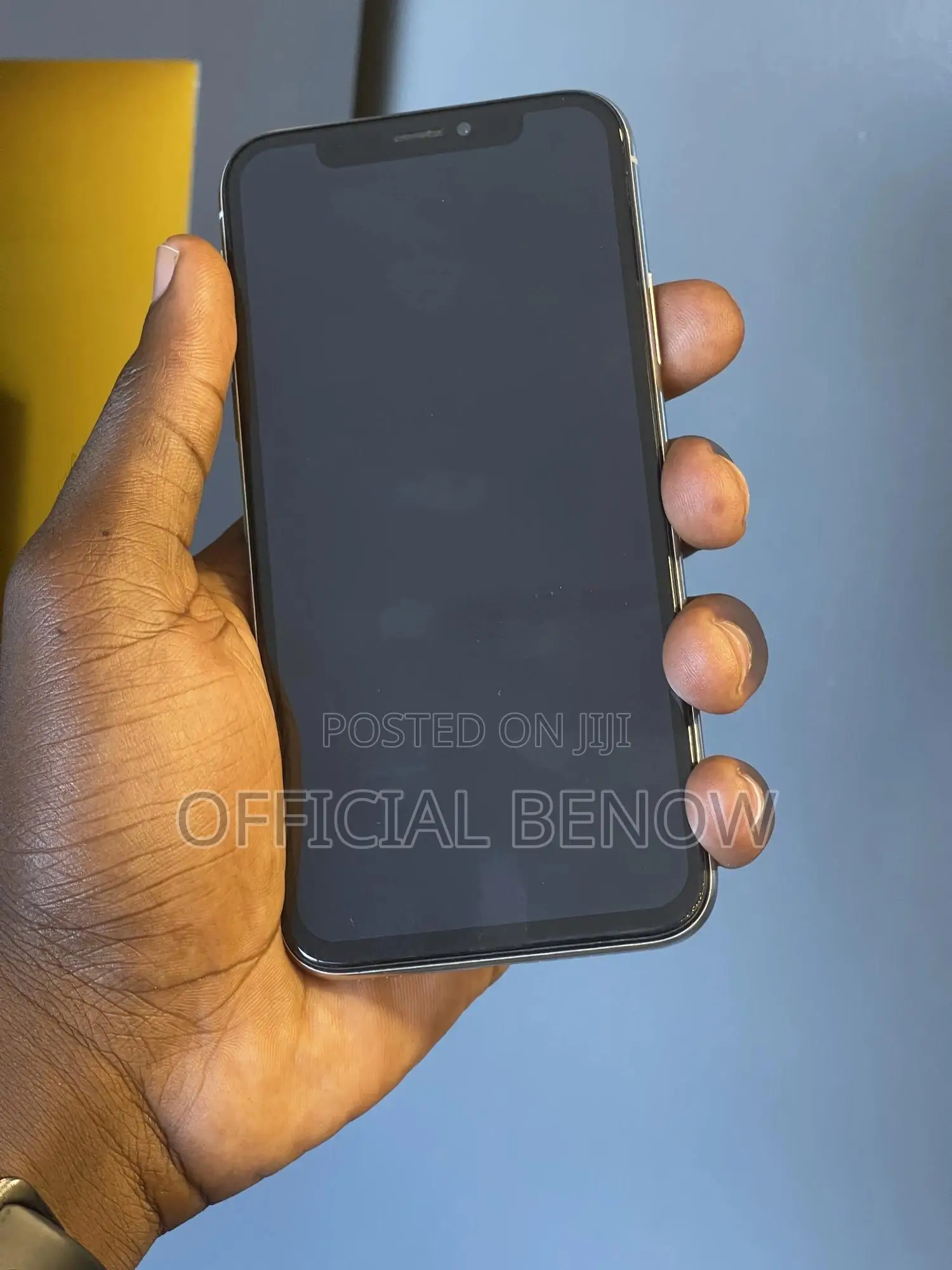 Apple iPhone X 64 GB White