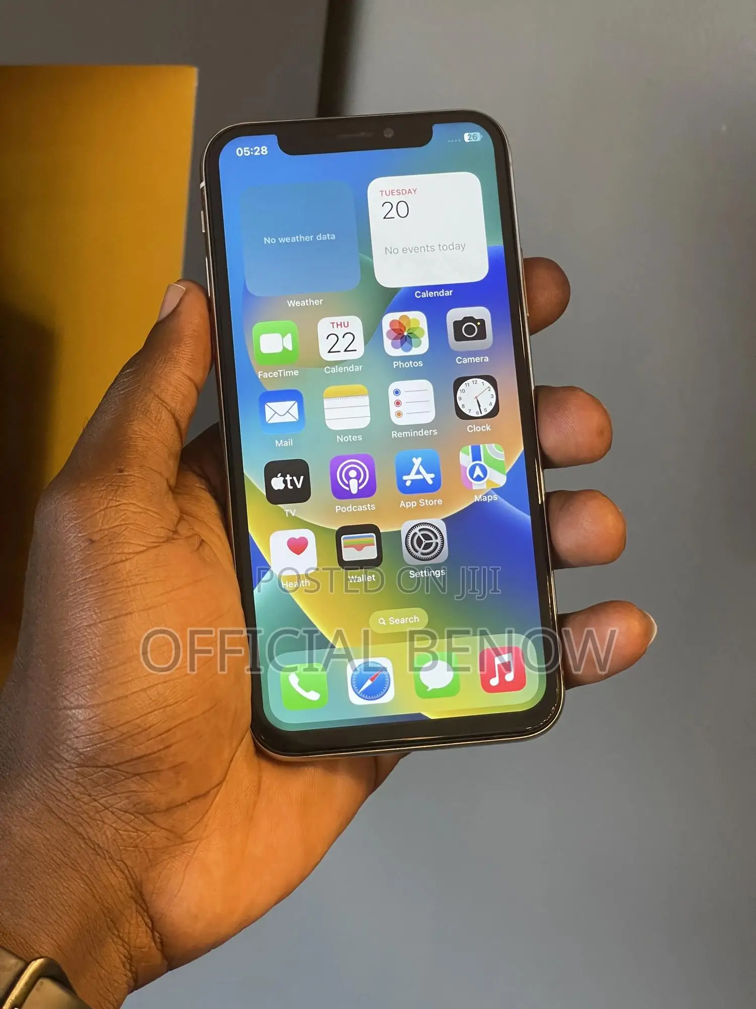 Apple iPhone X 64 GB White