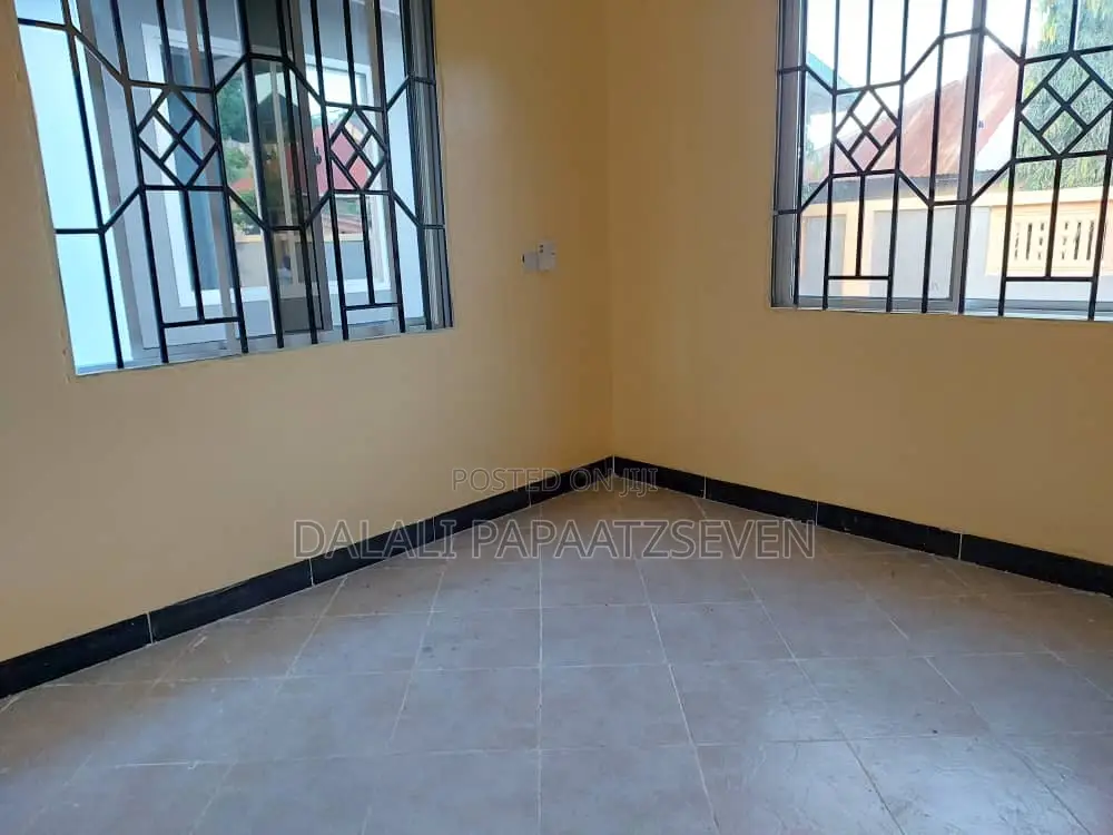1bdrm Apartment in Dalalipapaatzseven, Kimara for rent