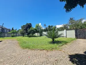 4bdrm Bungalow in Mbezi Beach Chini for sale