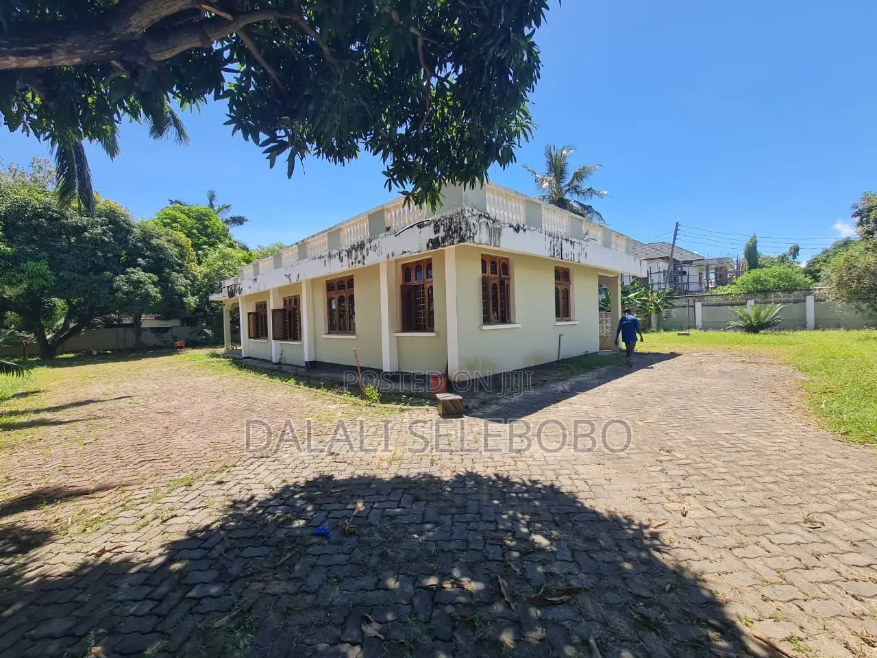 4bdrm Bungalow in Mbezi Beach Chini for sale