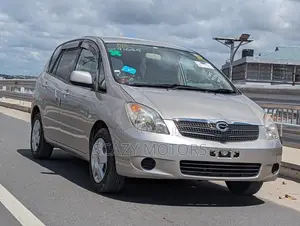 Toyota Corolla Spacio 2002