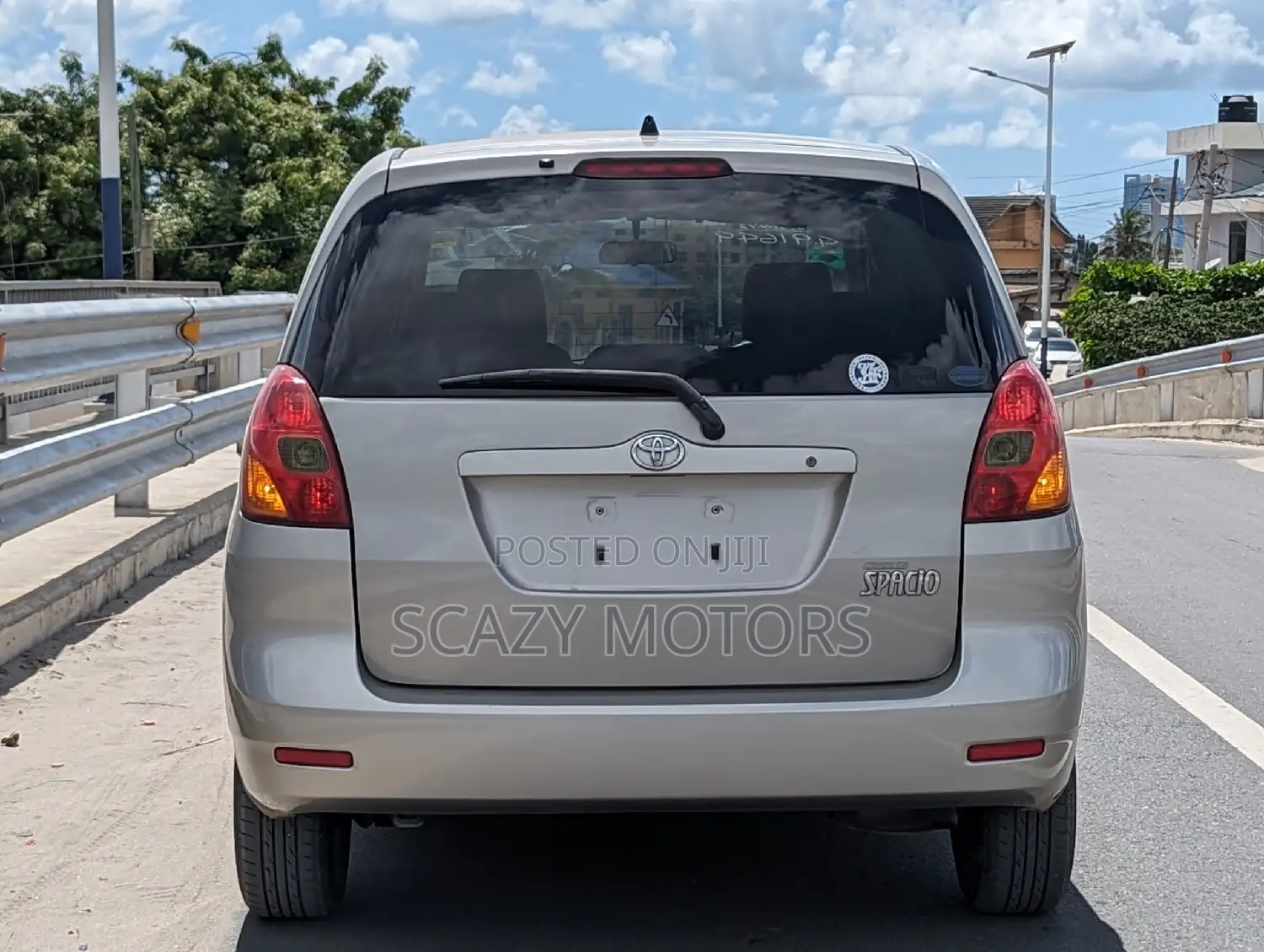 Toyota Corolla Spacio 2002