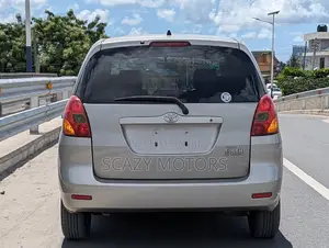 Toyota Corolla Spacio 2002