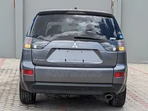 Mitsubishi Outlander 2009 Gray