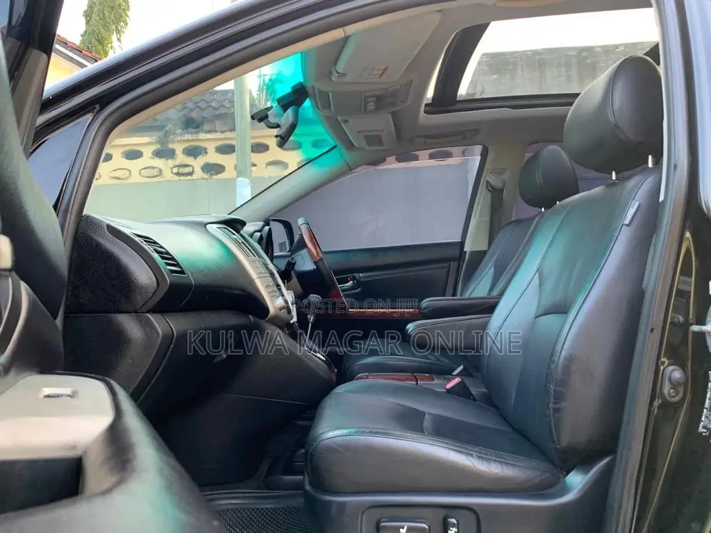 Toyota Harrier 2005 Black