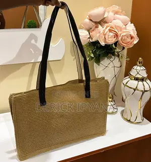 New Women's Handbags (Pochi)