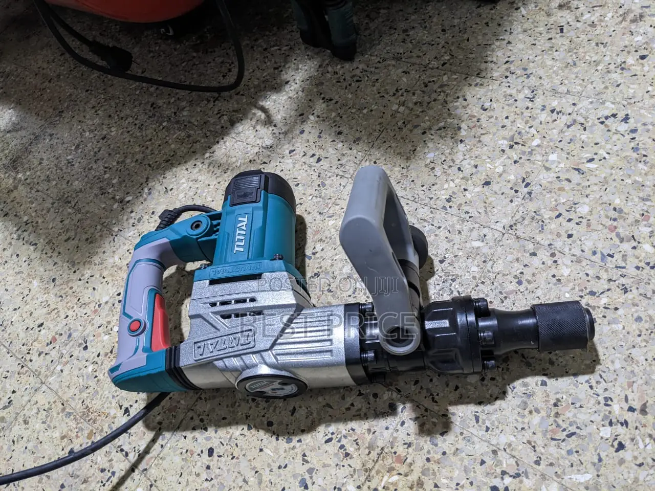Total Demolition Breaker 1300W