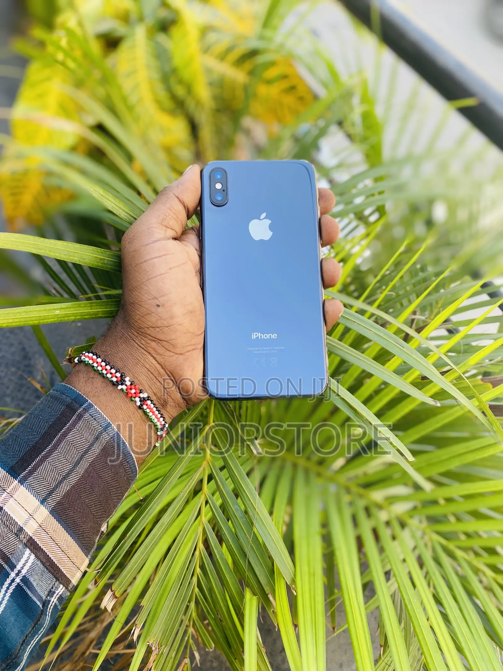 Apple iPhone X 64 GB Gray
