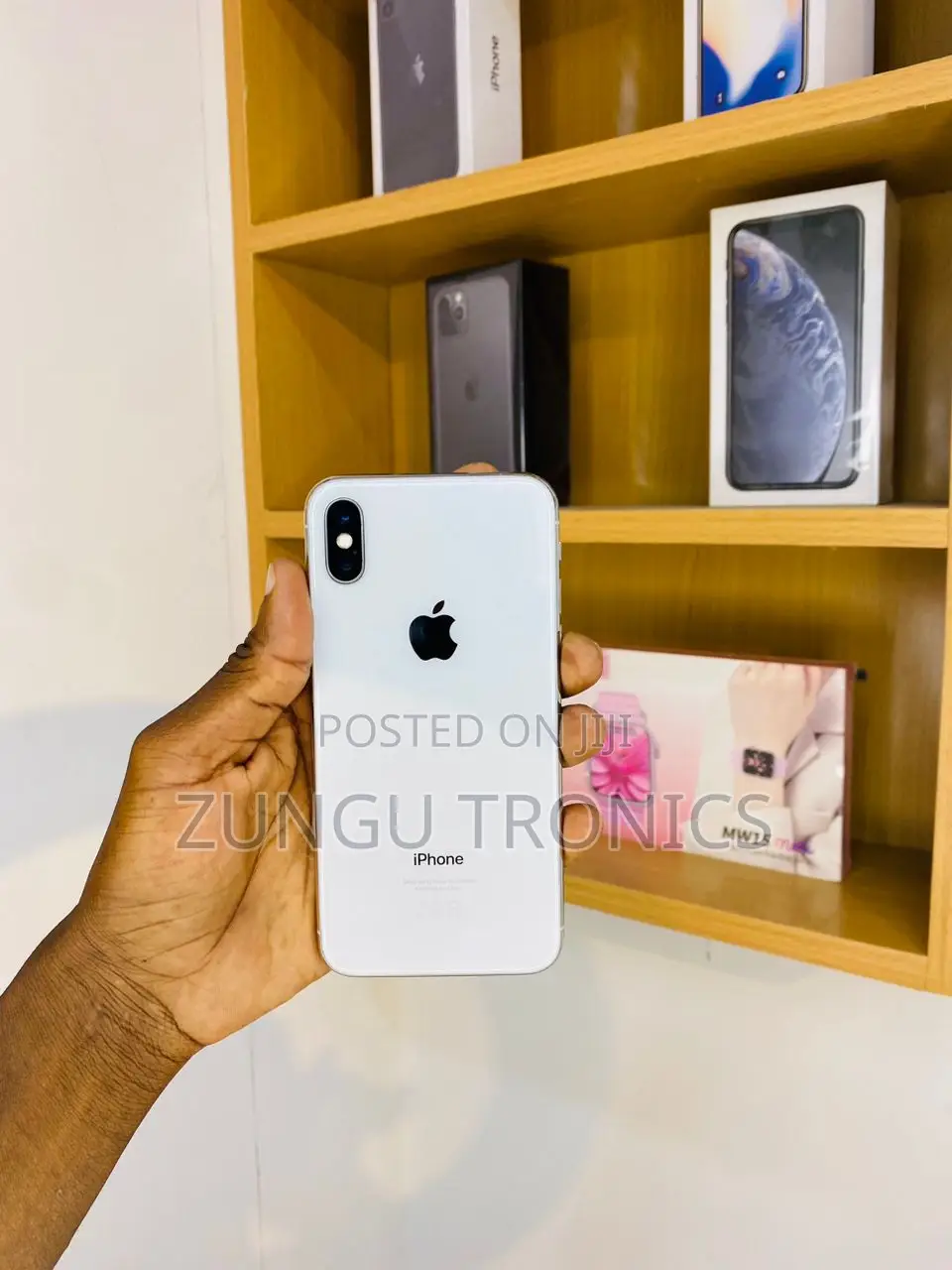 Apple iPhone X 64 GB White