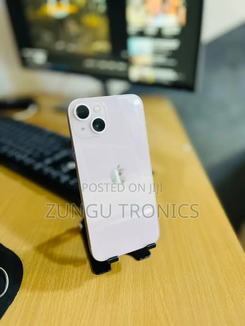 New Apple iPhone 13 128 GB White