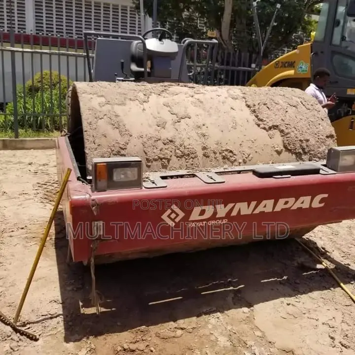 Bland New Dynapac Ca300d