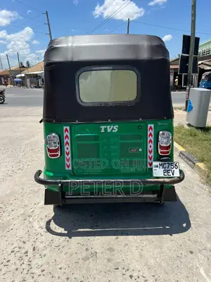 New TVS King Deluxe Plus iTouch Start 2024 Green