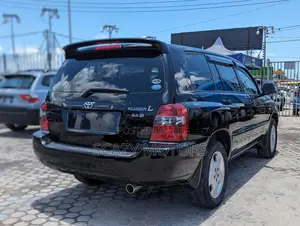 Toyota Kluger 2004 Black