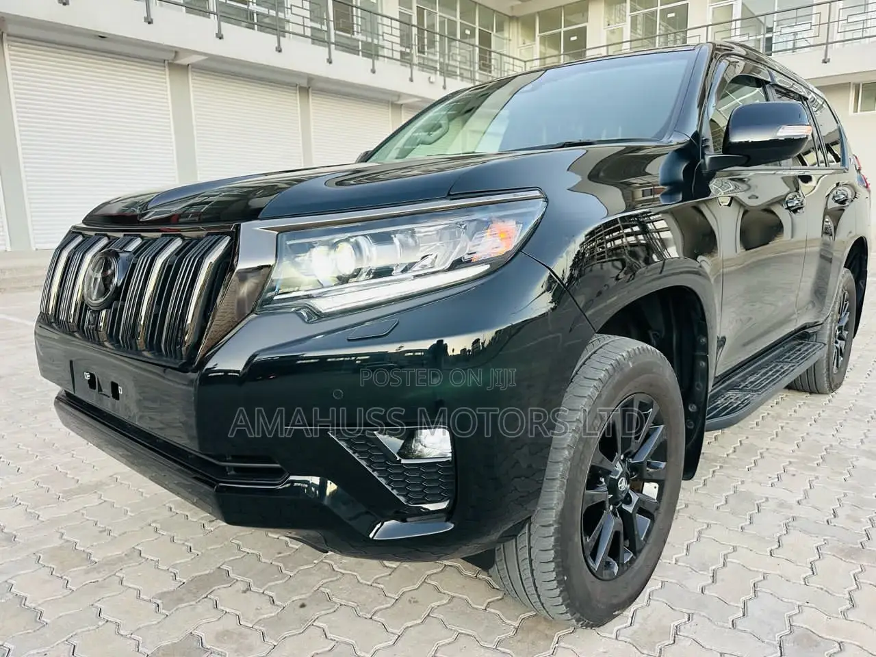 Toyota Land Cruiser Prado 2022 Black