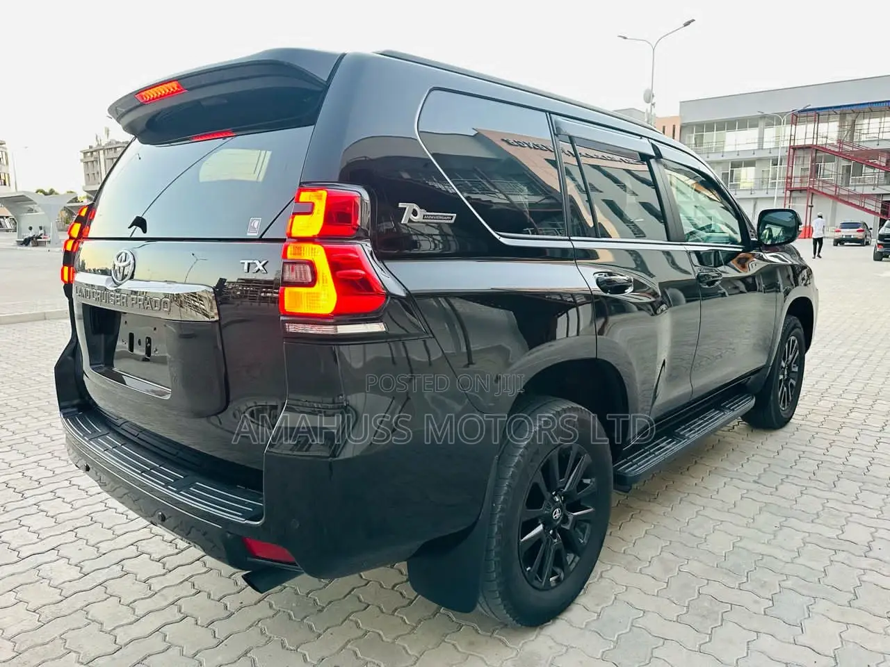 Toyota Land Cruiser Prado 2022 Black
