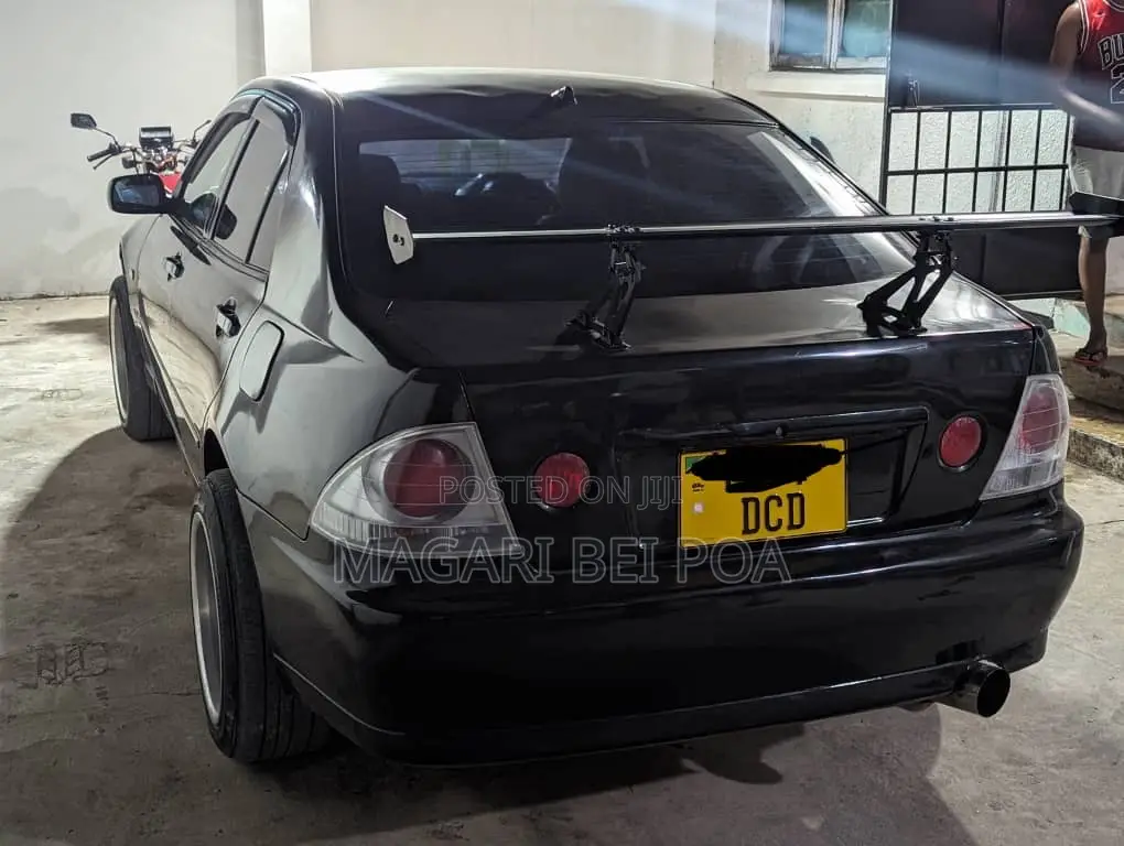 Toyota Altezza 2004 Black