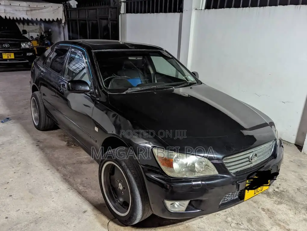 Toyota Altezza 2004 Black