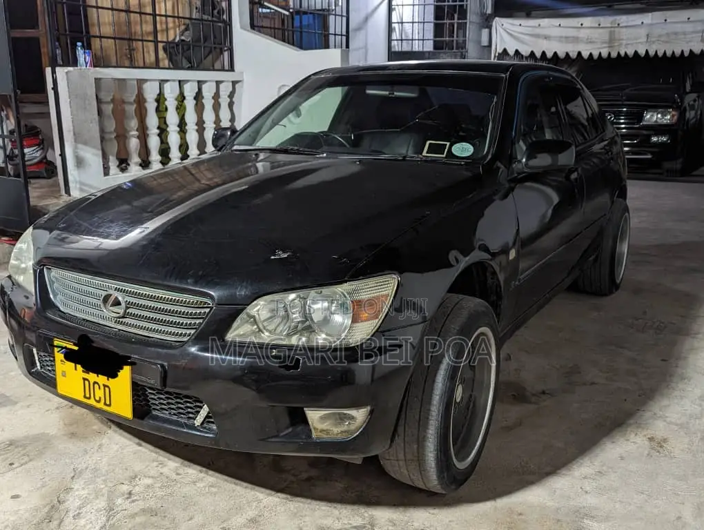 Toyota Altezza 2004 Black