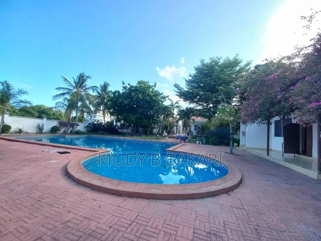 Furnished 3bdrm Villa in Mikocheni for rent