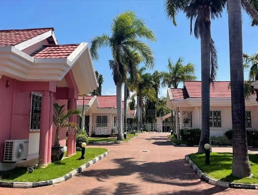 Furnished 3bdrm Villa in Mikocheni for rent