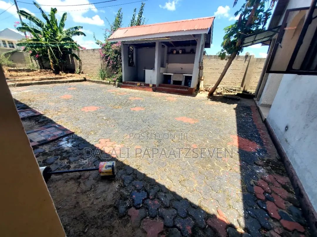 Furnished 4bdrm House in Dalalipapaatzseven, Kinondoni for rent