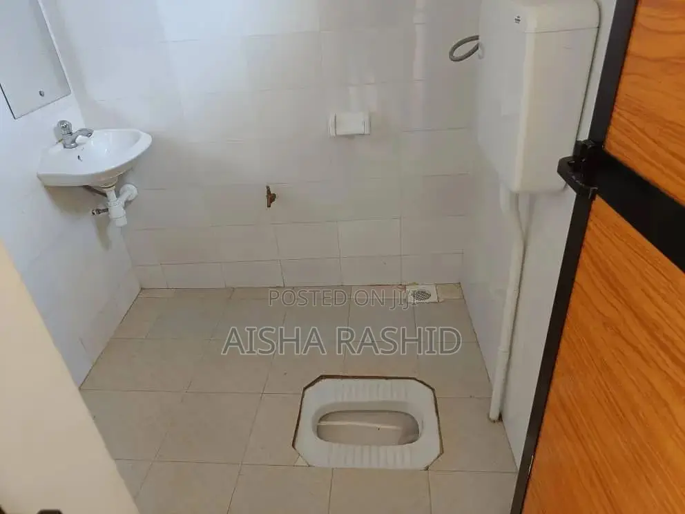 1bdrm Shared Apartment in Kimara for rent