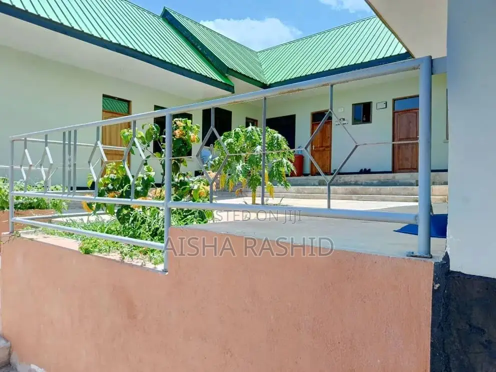 1bdrm Shared Apartment in Kimara for rent