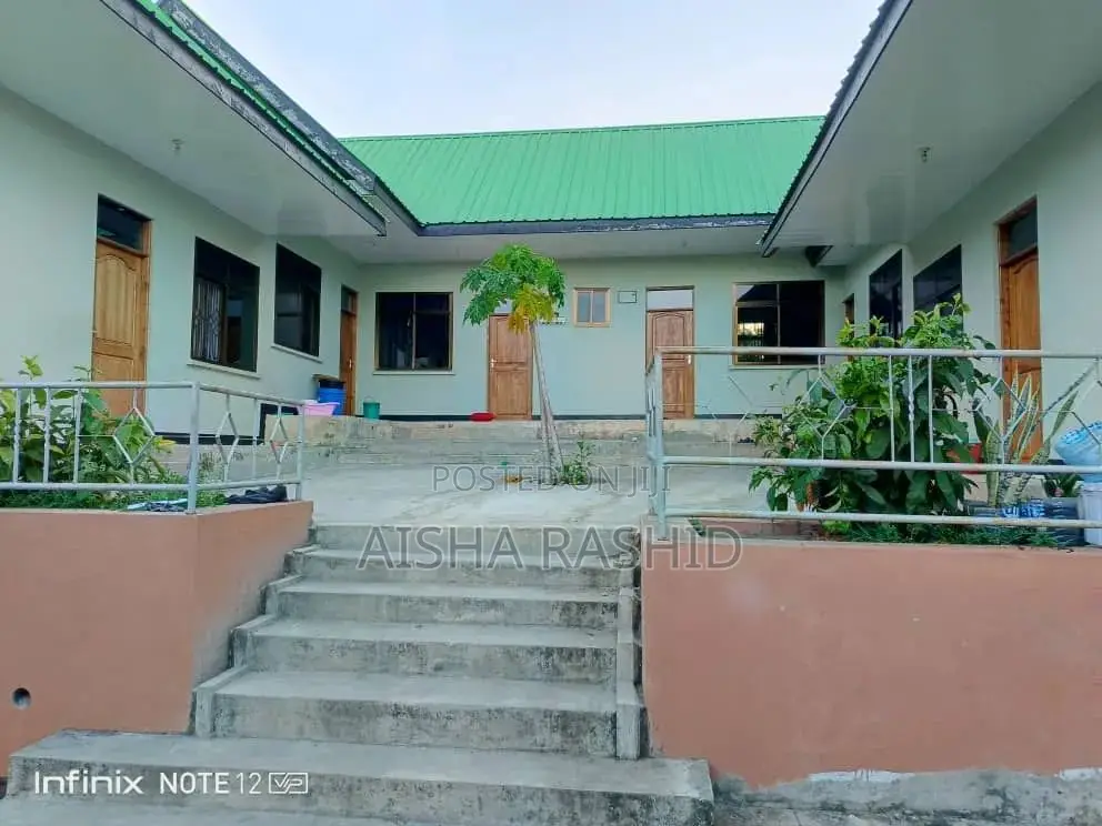 1bdrm Shared Apartment in Kimara for rent