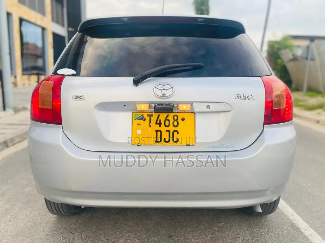 Toyota IST 2005 Silver