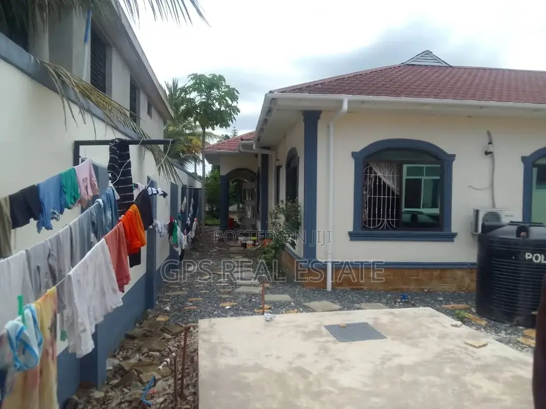 4bdrm House in Bunju B, Kinondoni for sale