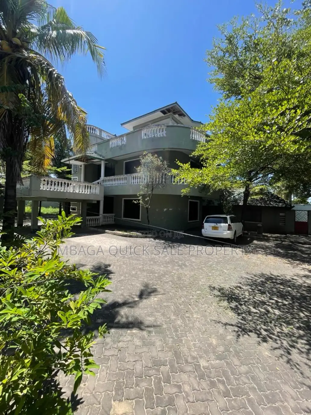 5bdrm House in Msasani for sale