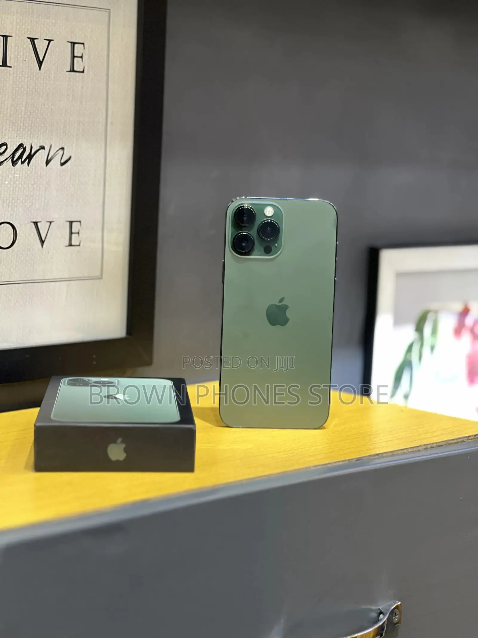New Apple iPhone 13 Pro Max 128 GB Green