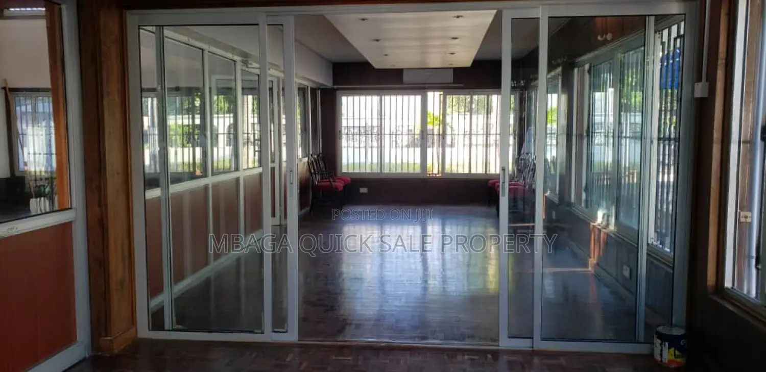 10bdrm House in Masaki for rent