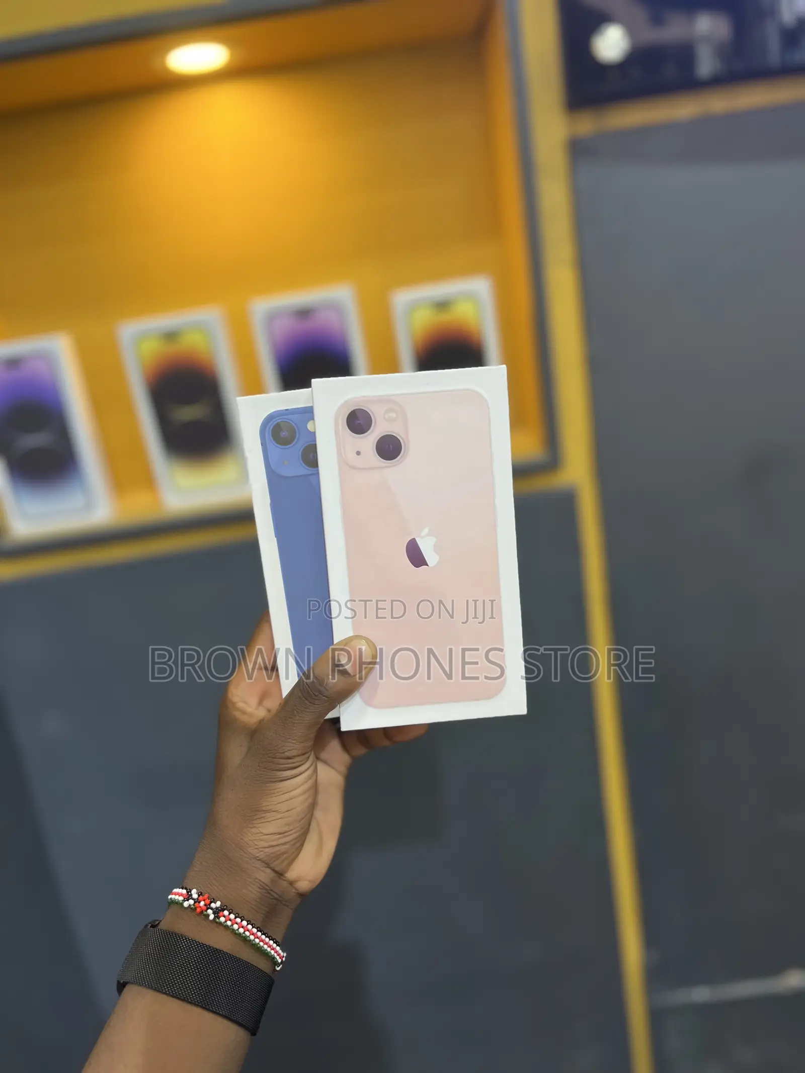 New Apple iPhone 13 128 GB Pink