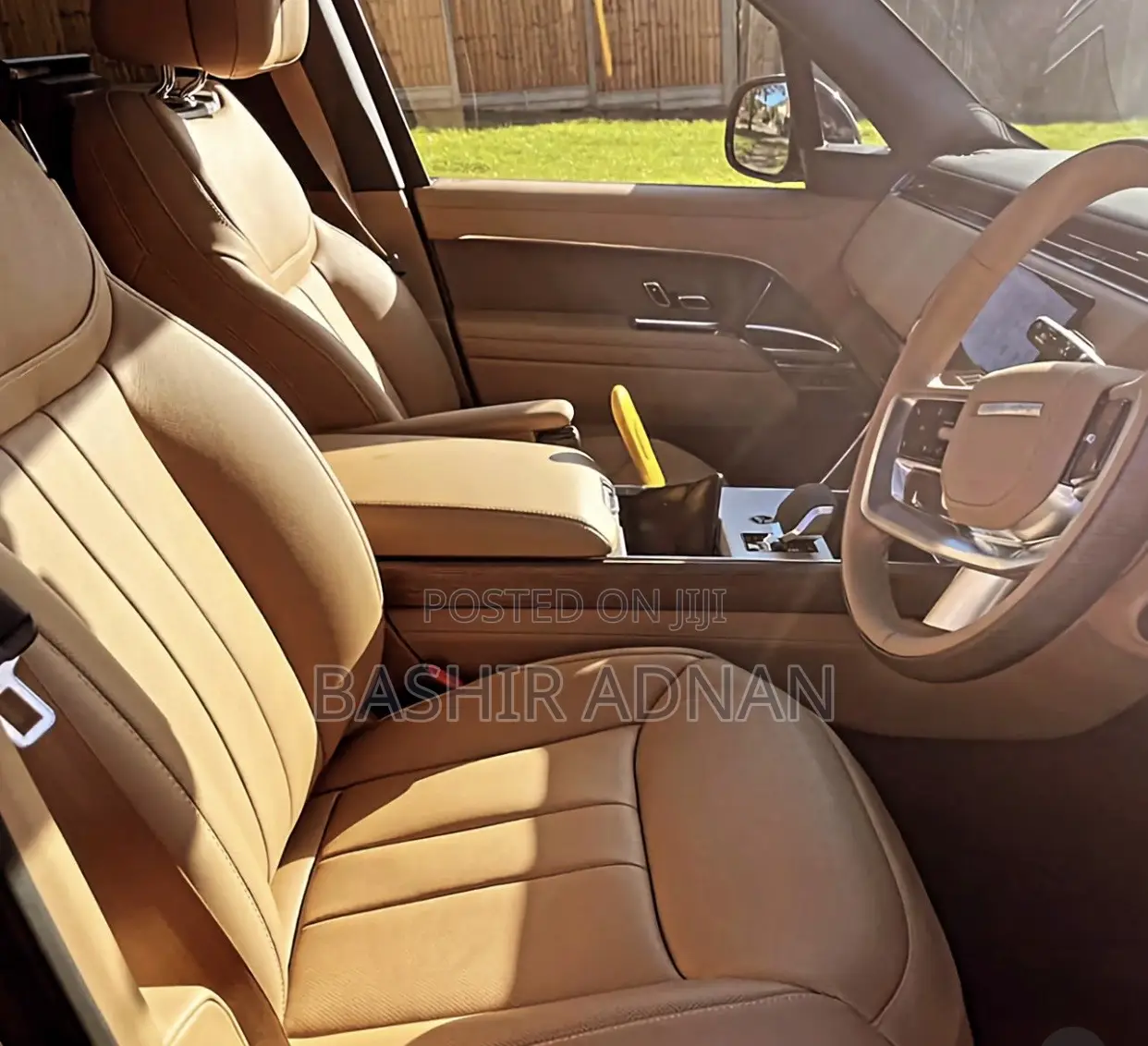 New Land Rover Range Rover Vogue 2023 Gold