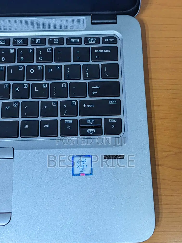 New Laptop HP EliteBook 820 G3 8GB Intel Core I5 HDD 500GB