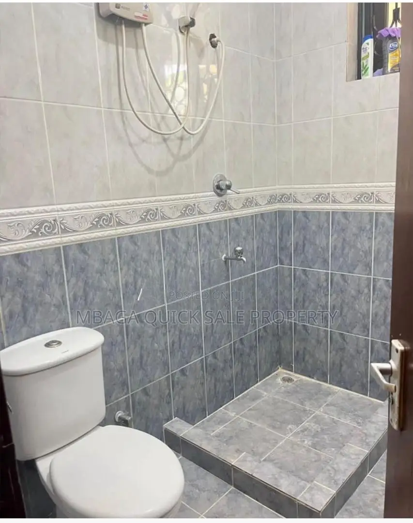6bdrm House in Msasani for rent