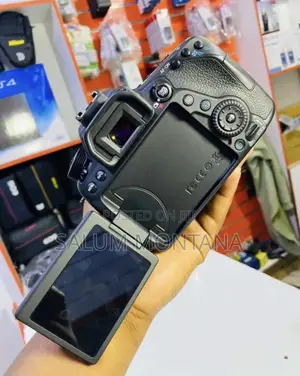 Canon 80D Full Lens 18-55mm