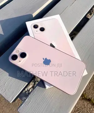 New Apple iPhone 13 128 GB Pink