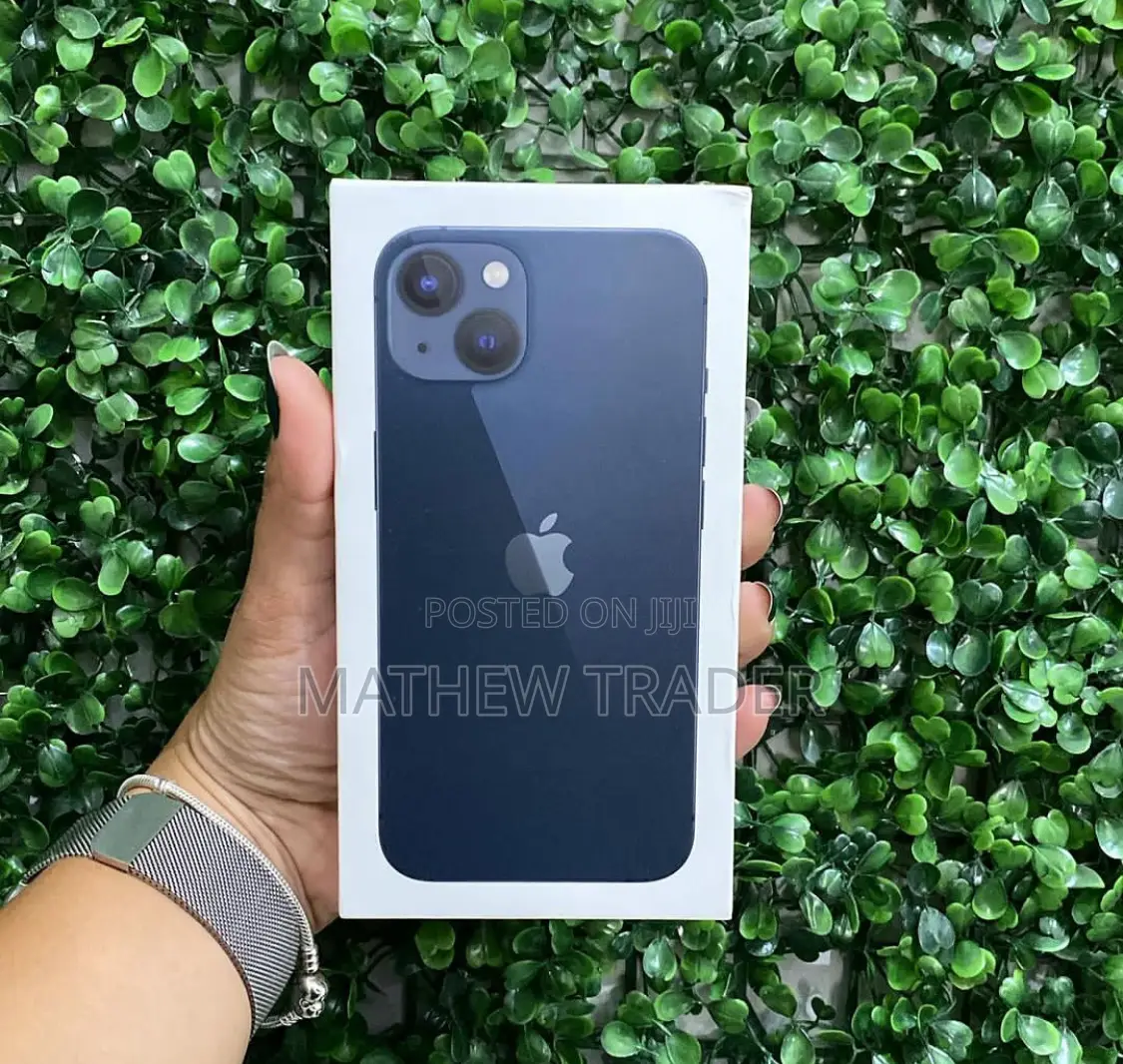 New Apple iPhone 13 256 GB Gray